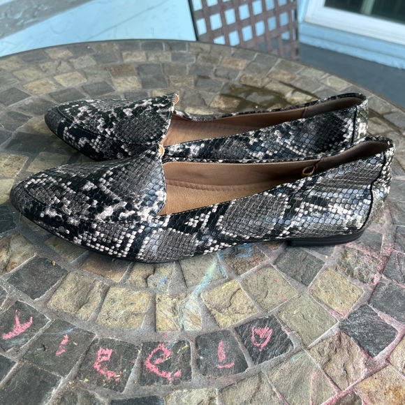 Snake print loafers - Picture 4 of 5